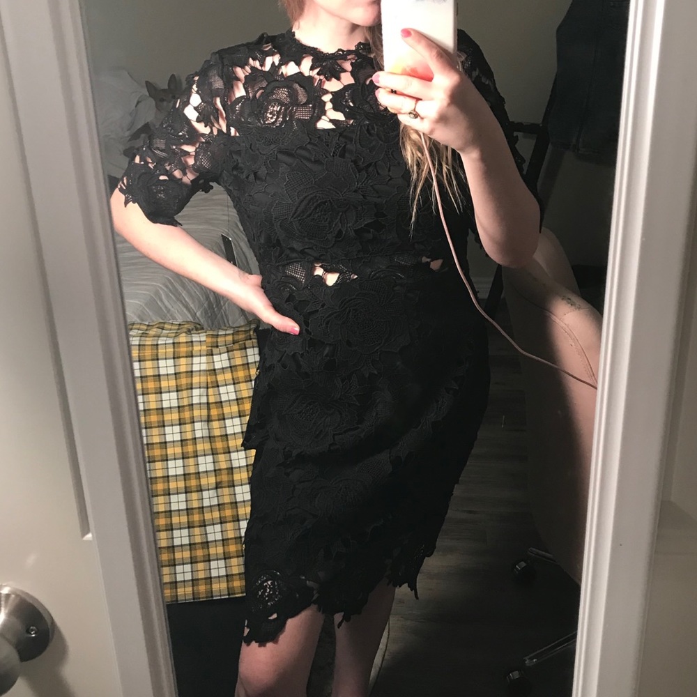 Black Lace Lulu’s Midriff Dress